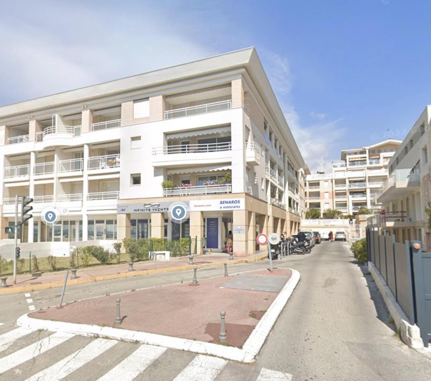 Amour Azur Appartement Pour 2 Avec Jacuzzi Et Terrasse A 2 Minutes De La Mer Vallauris Exterior foto